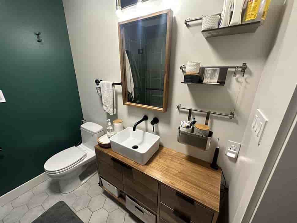 Gallery Picture 15