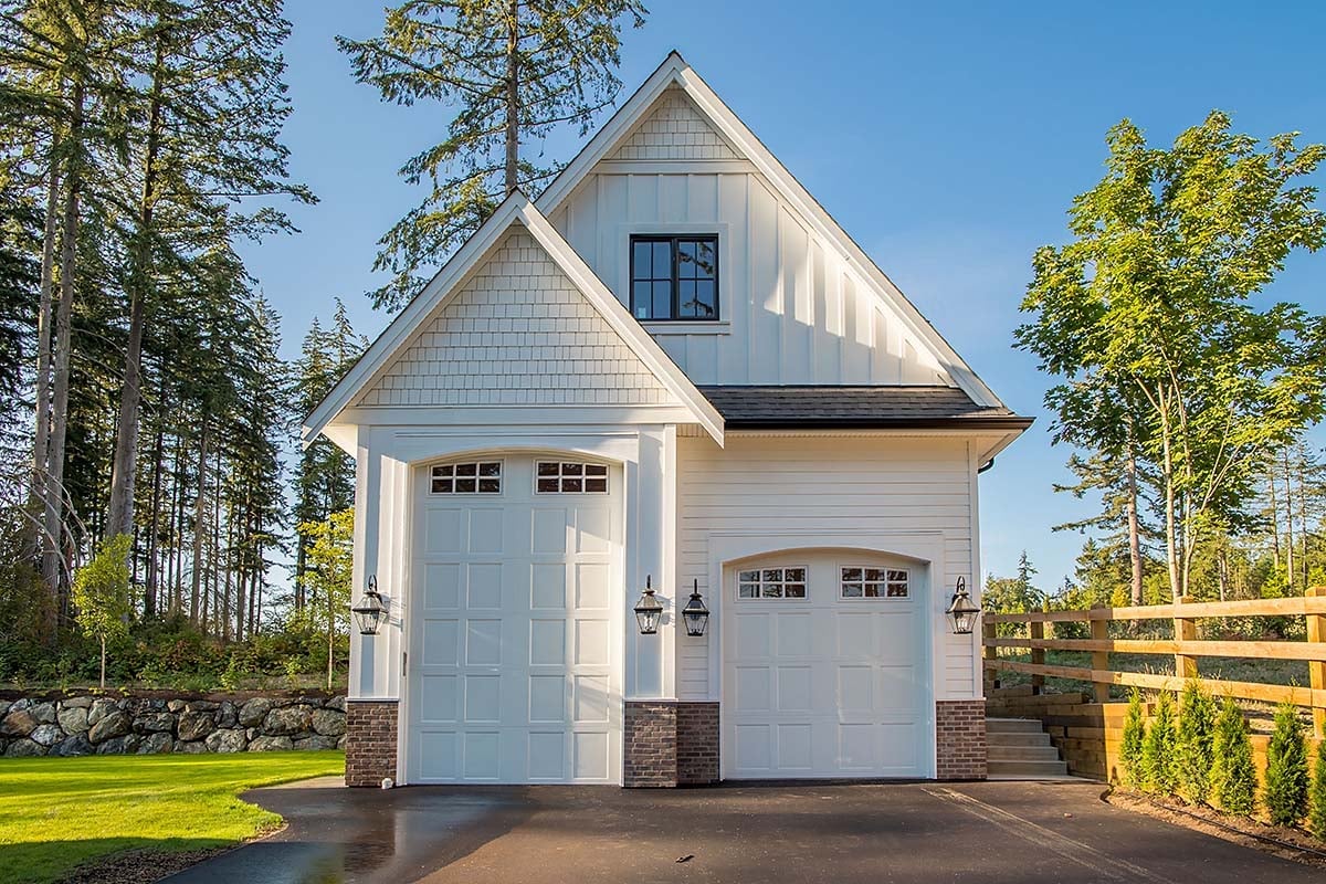 Garage-Living Plan 100116 Elevation