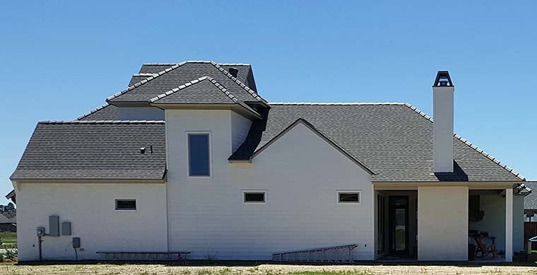 European, French Country, Southern Plan with 3031 Sq. Ft., 4 Bedrooms, 4 Bathrooms, 2 Car Garage Picture 7