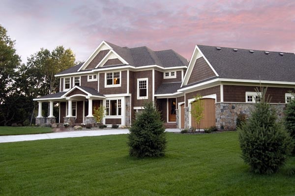 Traditional Plan with 3524 Sq. Ft., 4 Bedrooms, 4 Bathrooms, 3 Car Garage Elevation