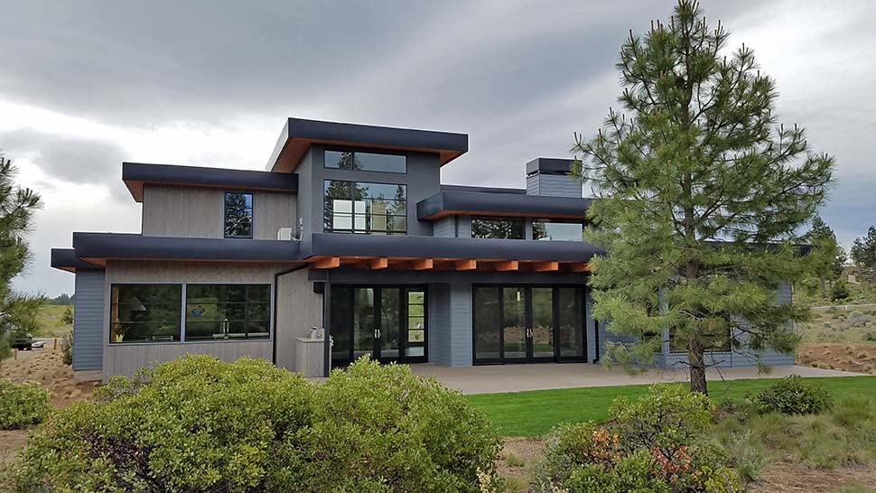 Contemporary, Modern Plan with 3712 Sq. Ft., 4 Bedrooms, 4 Bathrooms, 3 Car Garage Picture 4
