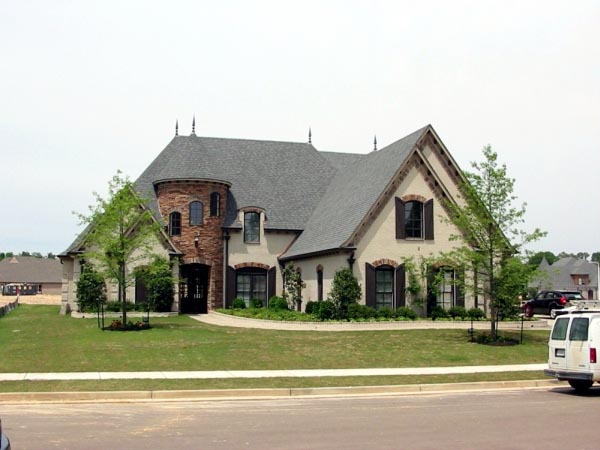 Country, European Plan with 5020 Sq. Ft., 5 Bedrooms, 5 Bathrooms, 3 Car Garage Picture 4