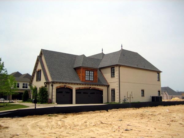 Country, European Plan with 5020 Sq. Ft., 5 Bedrooms, 5 Bathrooms, 3 Car Garage Picture 6