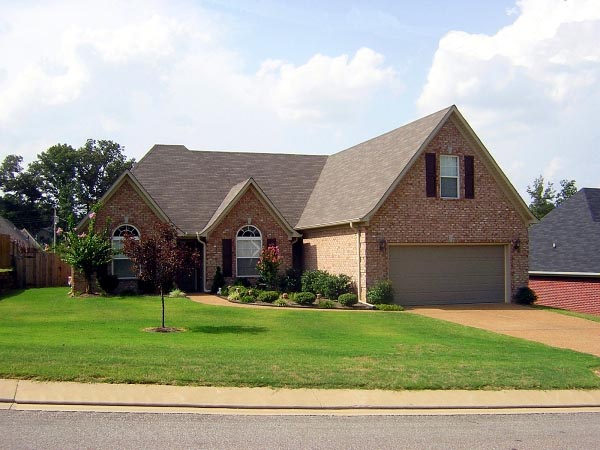 Plan 46544 | Traditional House with 3 Bed, 2 Bath, 2 Car
