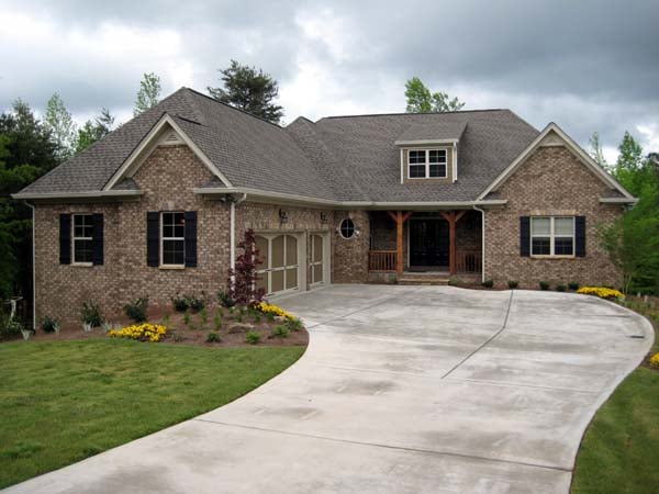 European Plan with 3787 Sq. Ft., 4 Bedrooms, 5 Bathrooms, 3 Car Garage Elevation