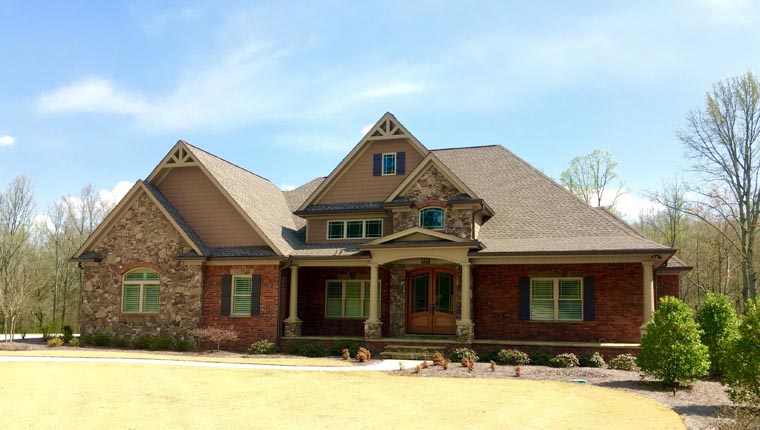 Craftsman, French Country, Traditional Plan with 2842 Sq. Ft., 3 Bedrooms, 2 Bathrooms, 2 Car Garage Picture 7