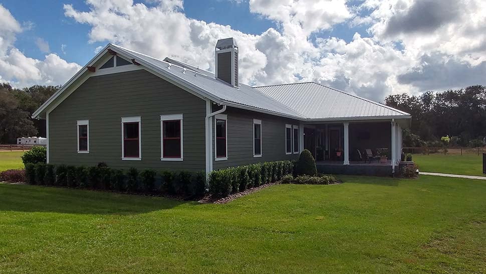 Country, Ranch, Southern Plan with 3100 Sq. Ft., 3 Bedrooms, 3 Bathrooms, 2 Car Garage Picture 2