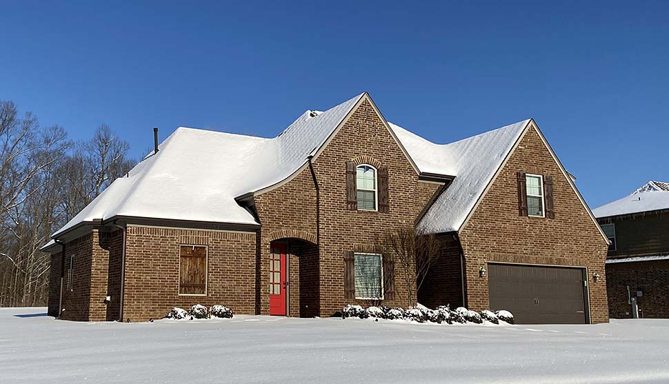 European, French Country Plan with 3273 Sq. Ft., 4 Bedrooms, 4 Bathrooms, 2 Car Garage Picture 7
