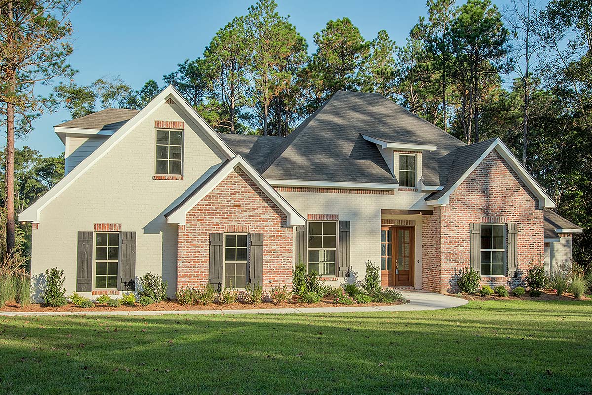 Country, European, French Country Plan with 2506 Sq. Ft., 4 Bedrooms, 3 Bathrooms, 2 Car Garage Elevation