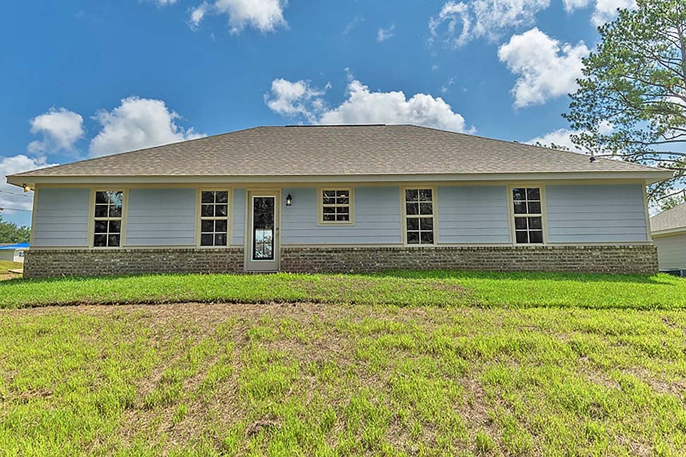 Country Ranch Traditional Rear Elevation of Plan 51980