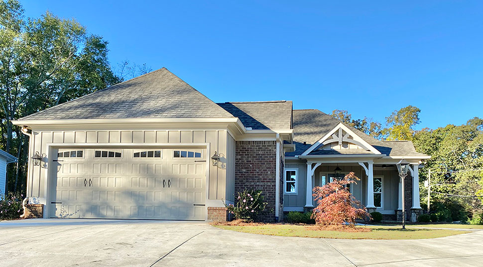 Country, Craftsman, Farmhouse Plan with 2136 Sq. Ft., 3 Bedrooms, 3 Bathrooms, 2 Car Garage Picture 33