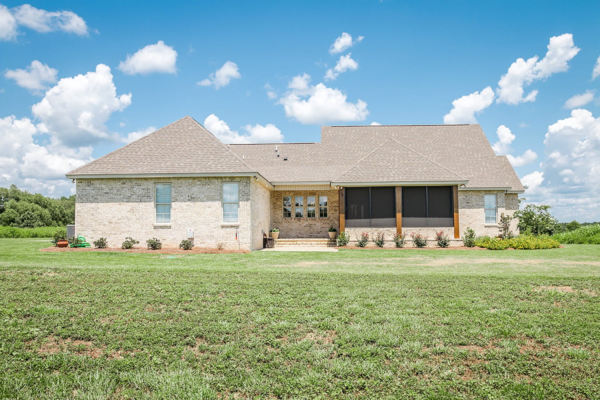 Country, Farmhouse, Southern, Traditional Plan with 2282 Sq. Ft., 3 Bedrooms, 3 Bathrooms, 2 Car Garage Rear Elevation