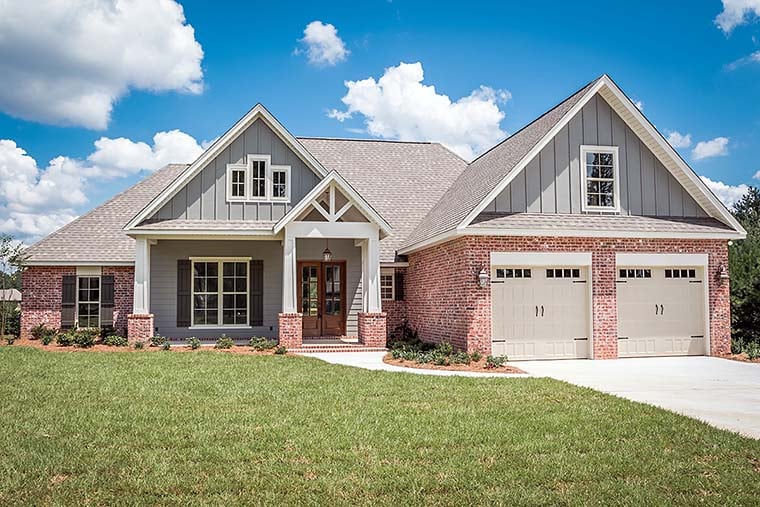 Country, Craftsman, Traditional Plan with 2329 Sq. Ft., 4 Bedrooms, 3 Bathrooms, 2 Car Garage Picture 2