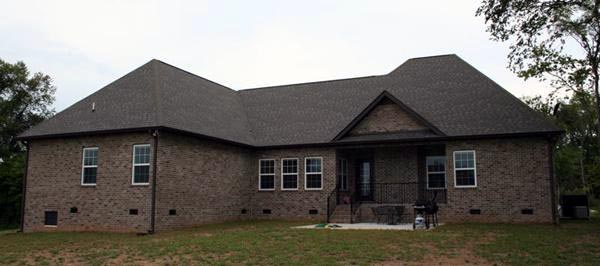 European, French Country, Traditional Plan with 2369 Sq. Ft., 3 Bedrooms, 3 Bathrooms, 2 Car Garage Picture 11