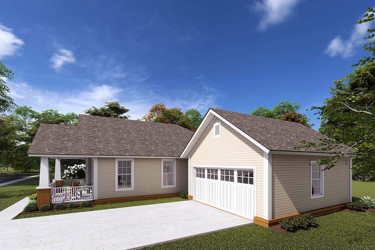 Traditional Plan with 1147 Sq. Ft., 2 Bedrooms, 2 Bathrooms, 2 Car Garage Picture 2