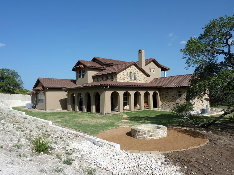Mediterranean, Tuscan Plan with 3691 Sq. Ft., 4 Bedrooms, 4 Bathrooms, 3 Car Garage Picture 19