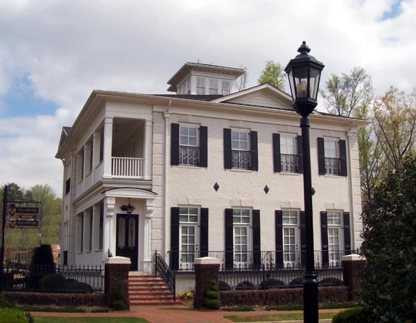 Colonial, Greek Revival Plan with 5203 Sq. Ft., 4 Bedrooms, 5 Bathrooms, 2 Car Garage Picture 6