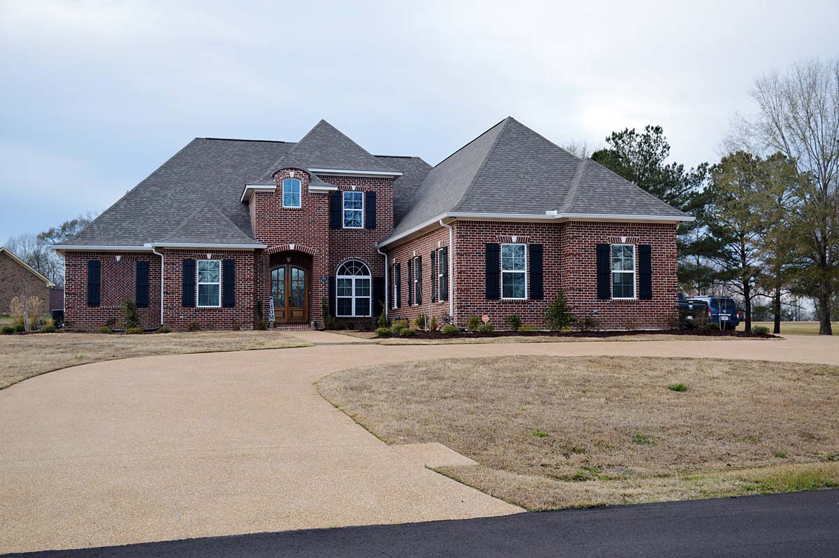 Acadian, French Country, Traditional Plan with 3329 Sq. Ft., 3 Bedrooms, 4 Bathrooms, 3 Car Garage Elevation