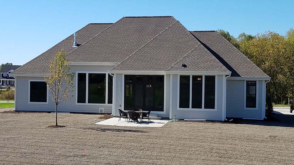 Craftsman, Ranch, Traditional Plan with 2510 Sq. Ft., 3 Bedrooms, 3 Bathrooms, 3 Car Garage Picture 4