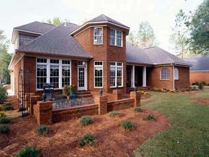 European Plan with 3531 Sq. Ft., 4 Bedrooms, 4 Bathrooms, 3 Car Garage Rear Elevation