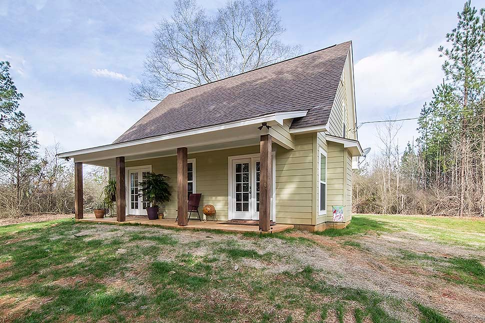 Cabin, Cottage, Country, Craftsman, Farmhouse, Traditional Plan with 1227 Sq. Ft., 1 Bedrooms, 2 Bathrooms Picture 6