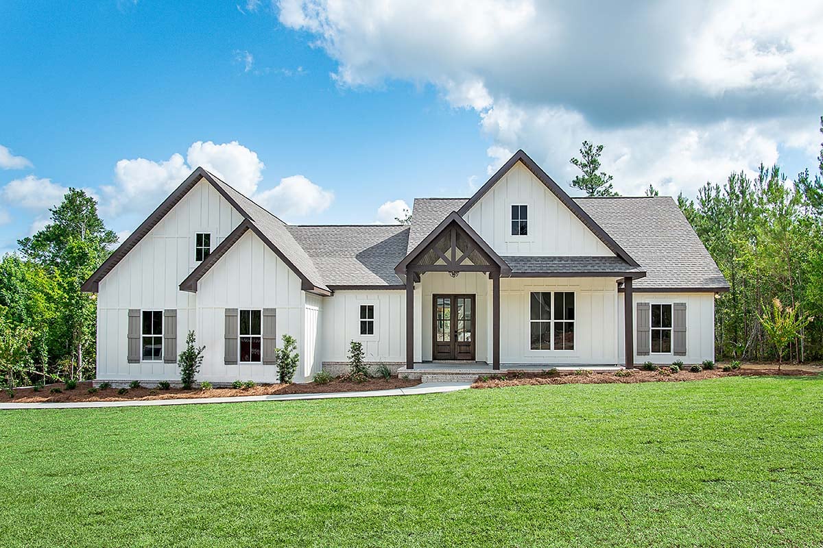 Country, Craftsman, Farmhouse, New American Style, Traditional Plan with 2092 Sq. Ft., 4 Bedrooms, 2 Bathrooms, 2 Car Garage Elevation