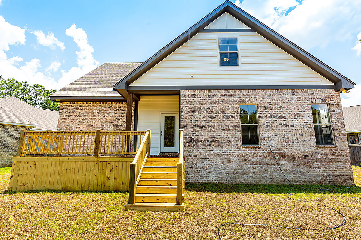 Country, Craftsman, Farmhouse, Southern Plan with 2004 Sq. Ft., 4 Bedrooms, 3 Bathrooms, 2 Car Garage Rear Elevation