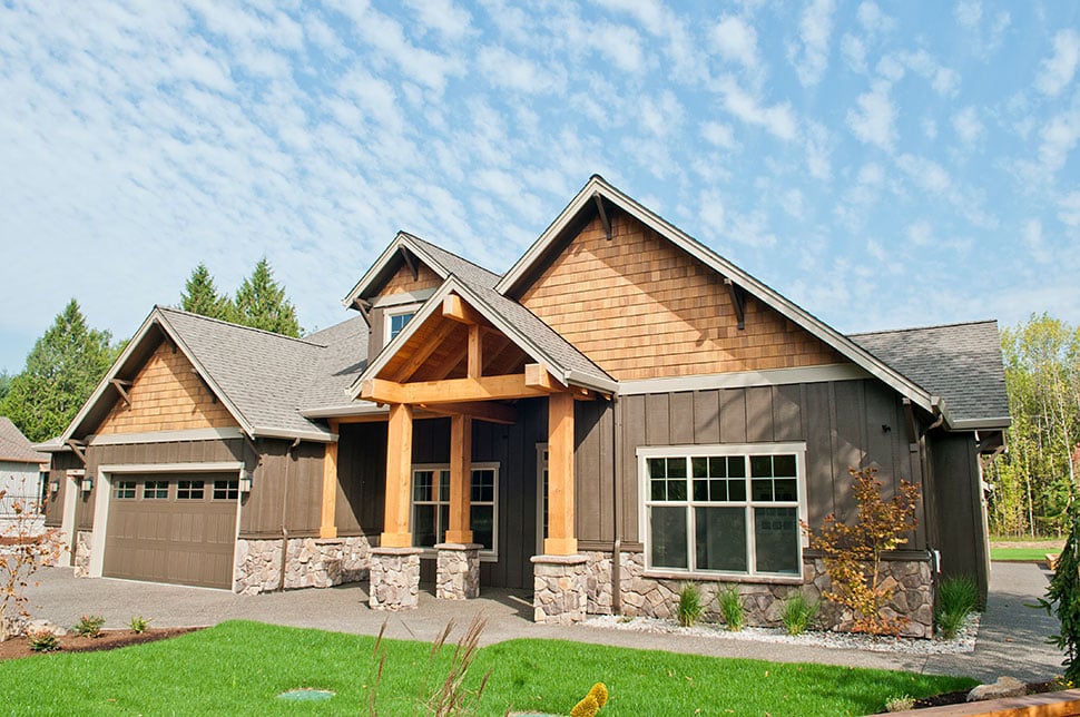 Bungalow, Craftsman Plan with 2735 Sq. Ft., 3 Bedrooms, 3 Bathrooms, 3 Car Garage Picture 26