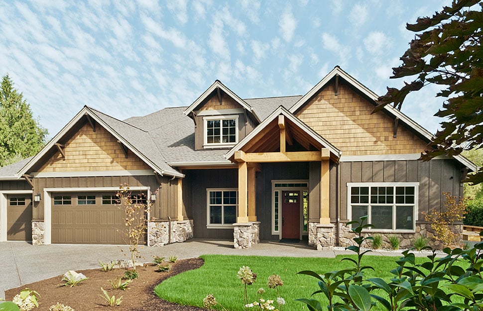 Bungalow, Craftsman Plan with 2735 Sq. Ft., 3 Bedrooms, 3 Bathrooms, 3 Car Garage Picture 28