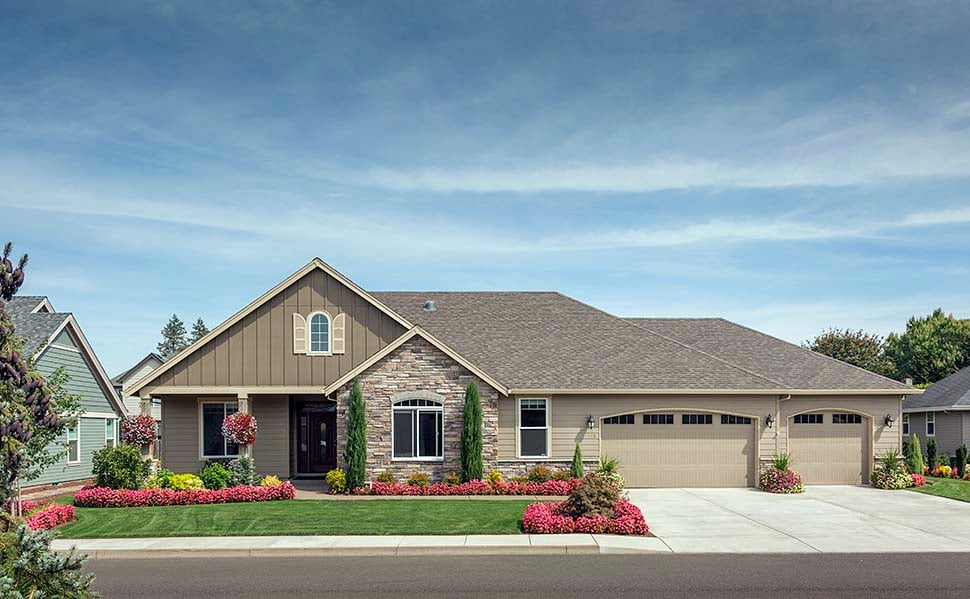 Craftsman, Ranch, Traditional Plan with 2013 Sq. Ft., 3 Bedrooms, 2 Bathrooms, 3 Car Garage Picture 9