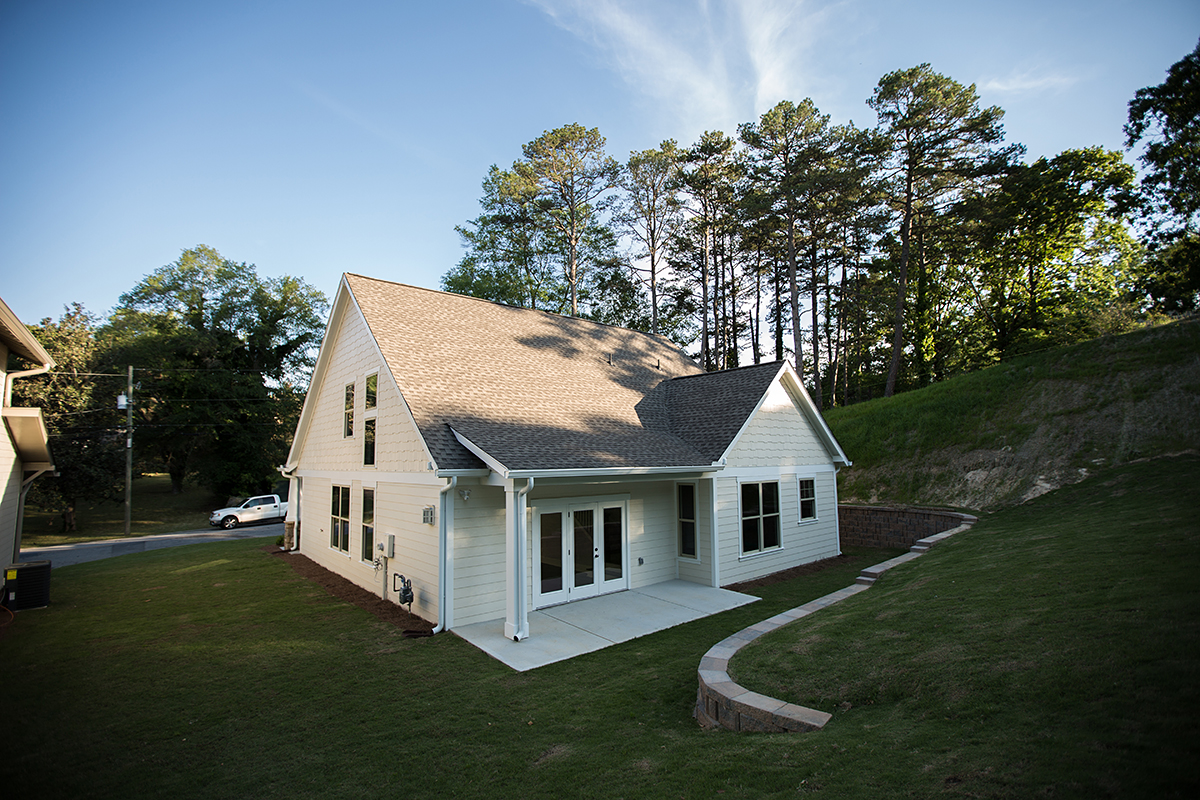 Bungalow, Craftsman, New American Style Plan with 1912 Sq. Ft., 4 Bedrooms, 3 Bathrooms, 2 Car Garage Rear Elevation