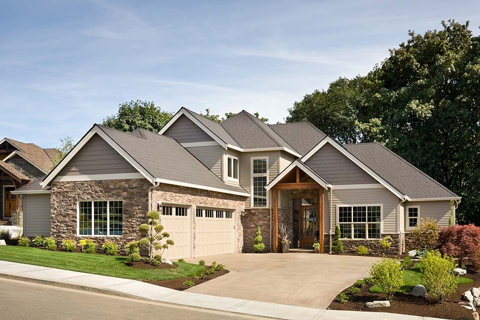 Craftsman, Traditional Plan with 3084 Sq. Ft., 4 Bedrooms, 4 Bathrooms, 3 Car Garage Picture 4