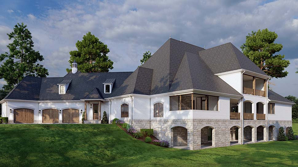 Colonial, European Plan with 11715 Sq. Ft., 7 Bedrooms, 11 Bathrooms, 3 Car Garage Picture 9