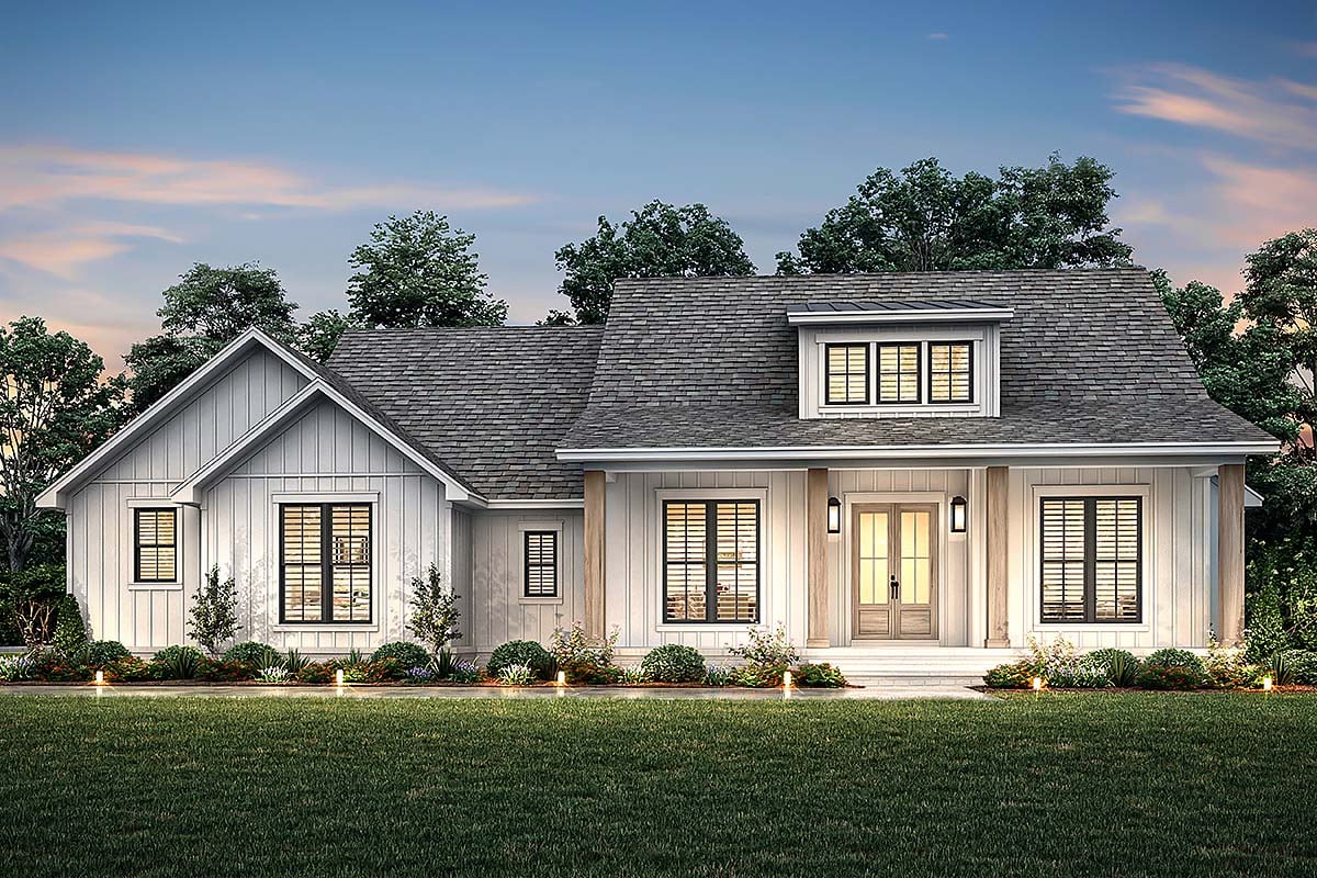 Plan 82904 | Modern Farmhouse Plan with Vaulted Great Room