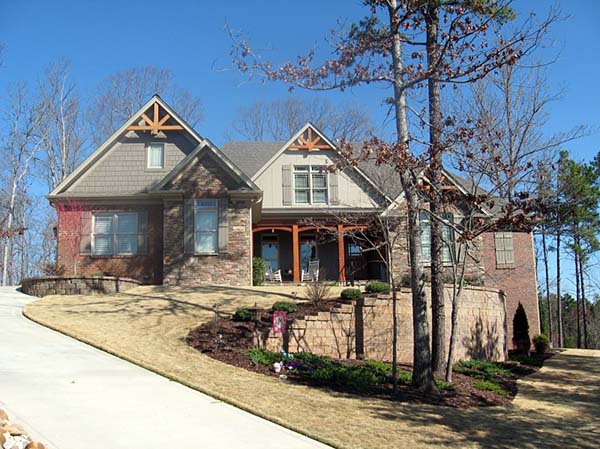 Craftsman, Traditional Plan with 3629 Sq. Ft., 5 Bedrooms, 4 Bathrooms, 3 Car Garage Picture 3