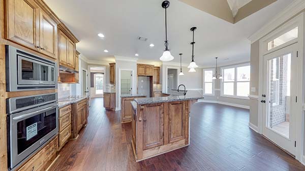 Craftsman, Traditional Plan with 3629 Sq. Ft., 5 Bedrooms, 4 Bathrooms, 3 Car Garage Picture 7