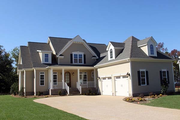Traditional Plan with 2690 Sq. Ft., 4 Bedrooms, 3 Bathrooms, 2 Car Garage Picture 4