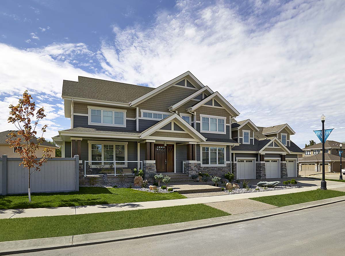 Craftsman, New American Style, Traditional Plan with 3655 Sq. Ft., 4 Bedrooms, 4 Bathrooms, 3 Car Garage Elevation