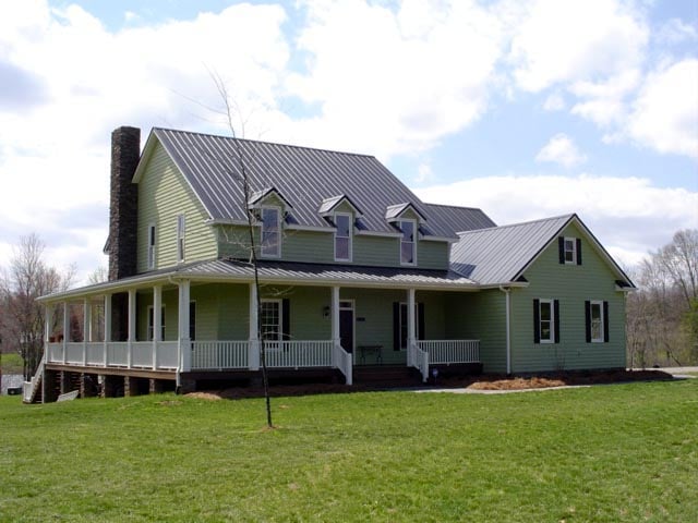 Country, Farmhouse, Southern Plan with 2910 Sq. Ft., 4 Bedrooms, 4 Bathrooms, 2 Car Garage Picture 6