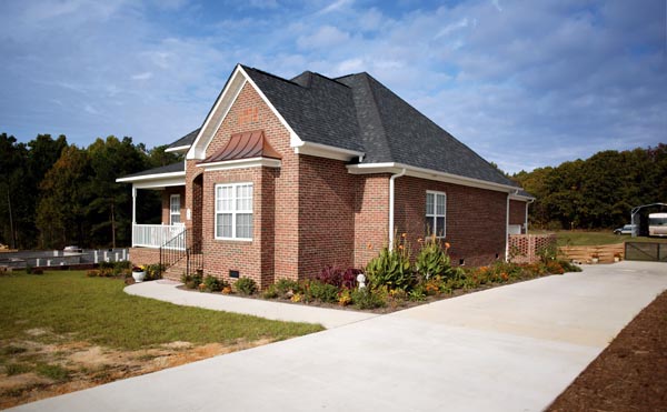 Country, European, One-Story Plan with 1496 Sq. Ft., 3 Bedrooms, 2 Bathrooms, 2 Car Garage Picture 13