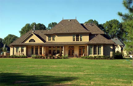 European, Victorian Plan with 4578 Sq. Ft., 4 Bedrooms, 5 Bathrooms, 2 Car Garage Rear Elevation