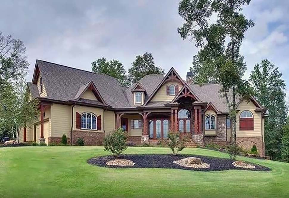 Country, Craftsman, New American Style, Southern, Traditional Plan with 2611 Sq. Ft., 3 Bedrooms, 3 Bathrooms, 2 Car Garage Picture 3